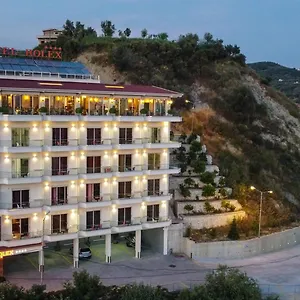 Hotel Vd Roleks, Vlorë